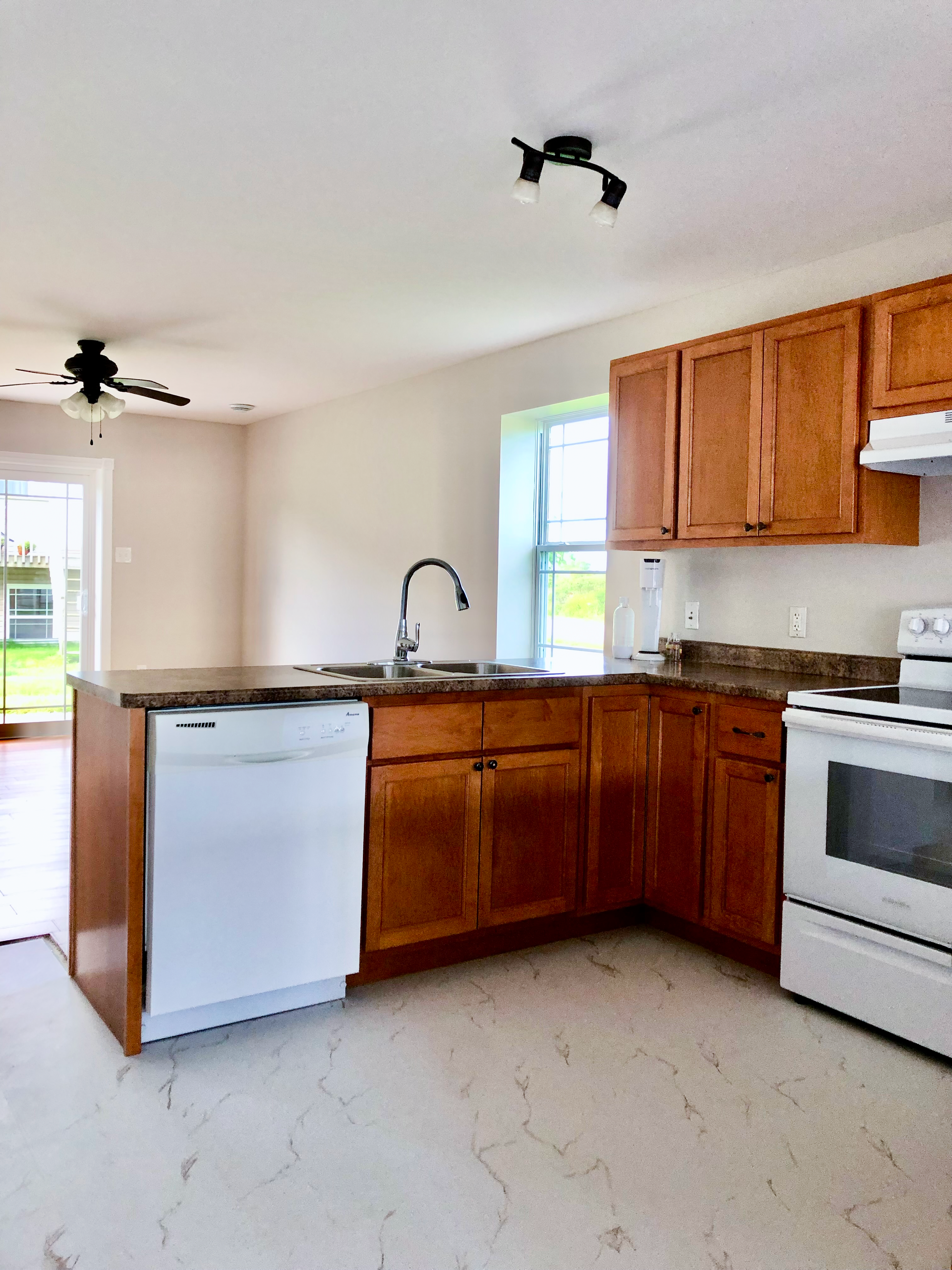 2 bedroom villa - kitchen