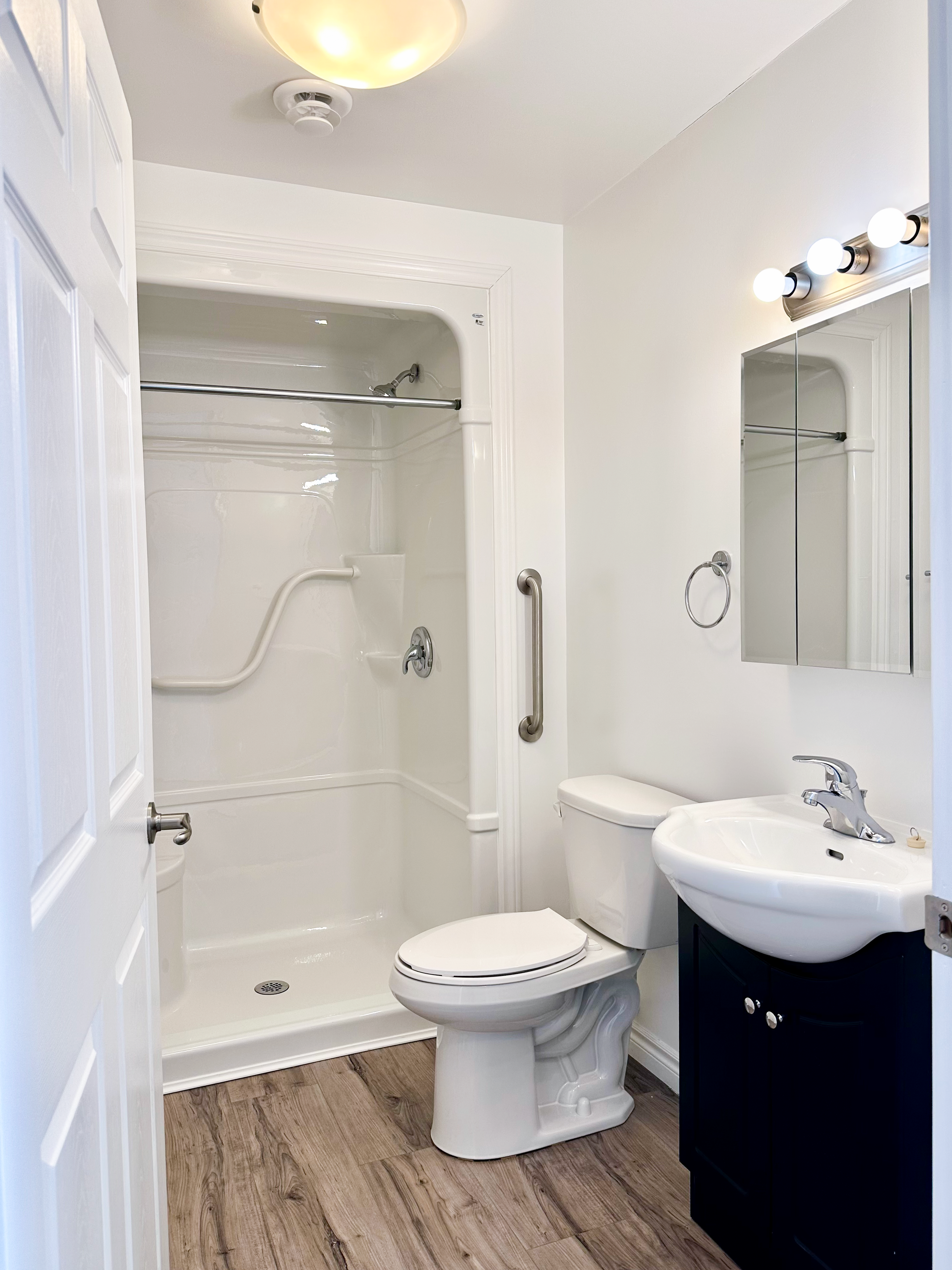 2 bedroom suite - bathroom