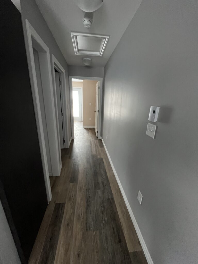large 1 bedroom - hallway